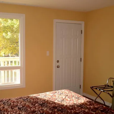 Meaford Inn Room photo